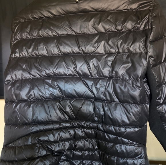 MACKAGE WOMENS LIGHT WEIGHT PUFFER - Picture 3 of 7